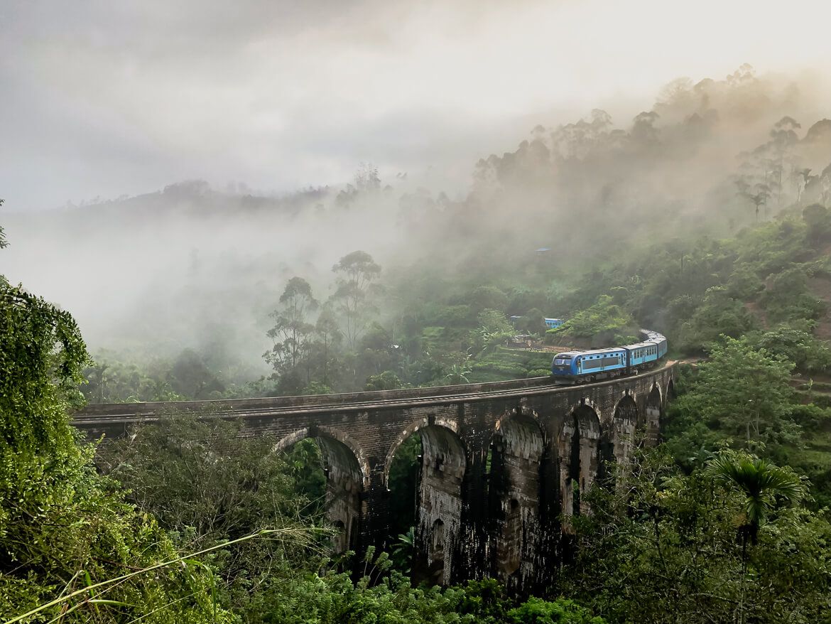 nine arch bridge sri-lanka miracle planets.